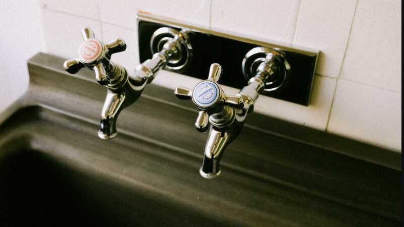 Easy Ways to Refresh Your Bathroom